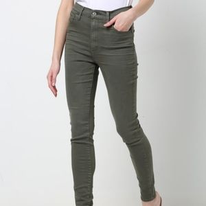 Levi's Women's Green Classic Mid-Rise Skinny Stretch Denim Jeans